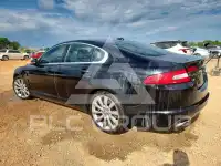 2011 Jaguar XF фото