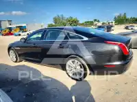 2011 Jaguar XJ photo