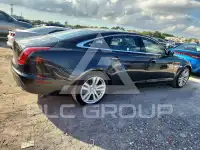 2011 Jaguar XJ photo