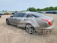 2011 Jaguar XJ photo