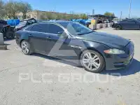 2011 Jaguar XJ photo