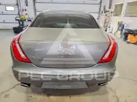 2011 Jaguar XJ photo
