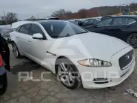 2011 Jaguar XJ photo