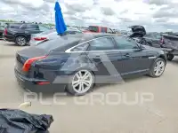 2011 Jaguar XJ photo