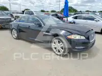 2011 Jaguar XJ photo