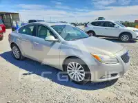 2011 Buick REGAL photo