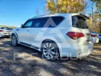 2011 Infinity QX56 photo