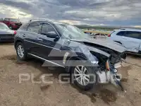 2011 Infinity FX35 photo