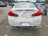 2011 Infinity G37 photo