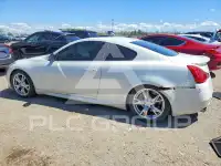 2011 Infinity G37 photo