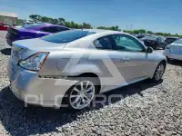 2011 Infinity G37 фото
