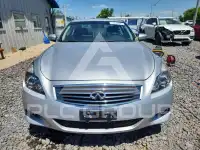 2011 Infinity G37 фото