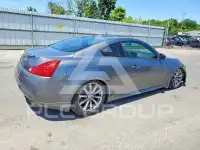 2011 Infinity G37 фото