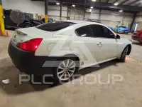 2011 Infinity G37 photo