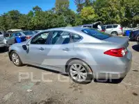 2011 Infinity M-Series photo