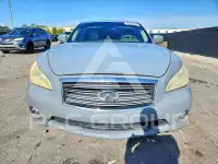 2011 Infinity M37 photo
