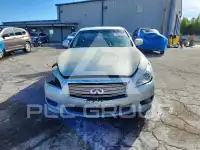 2011 Infinity M37 photo