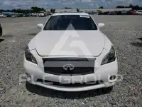 2011 Infinity M37 photo