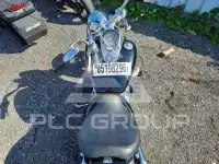 2011 Suzuki  фото