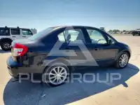 2011 Suzuki SX4 photo