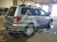 2011 Subaru Forester photo