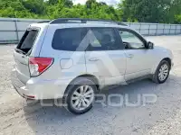 2011 Subaru Forester фото