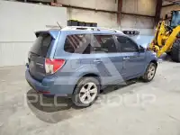 2011 Subaru Forester фото