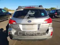 2011 Subaru Outback фото