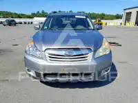 2011 Subaru Outback photo