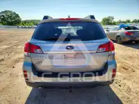 2011 Subaru Outback photo