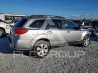 2011 Subaru Outback photo