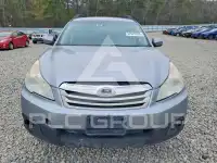 2011 Subaru Outback photo
