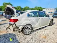 2011 Subaru Legacy photo