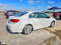 2011 Subaru Legacy фото