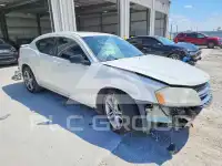 2011 Dodge AVENGER photo