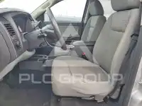 2011 Dodge DAKOTA фото