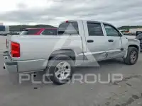 2011 Dodge DAKOTA фото