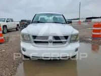 2011 Dodge DAKOTA фото
