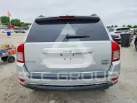 2011 Jeep COMPASS фото