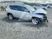 2011 Jeep COMPASS фото
