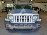 2011 Jeep LIBERTY фото