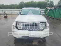 2011 Jeep LIBERTY photo
