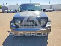 2011 Jeep LIBERTY фото