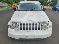 2011 Jeep LIBERTY фото