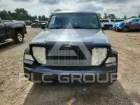 2011 Jeep LIBERTY фото