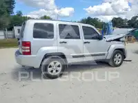 2011 Jeep LIBERTY фото