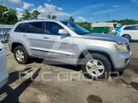 2011 Jeep CHEROKEE фото