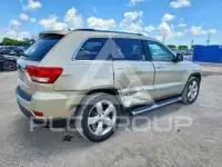 2011 Jeep CHEROKEE фото