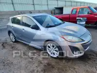 2011 Mazda 3 photo