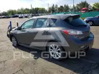 2011 Mazda 3 photo